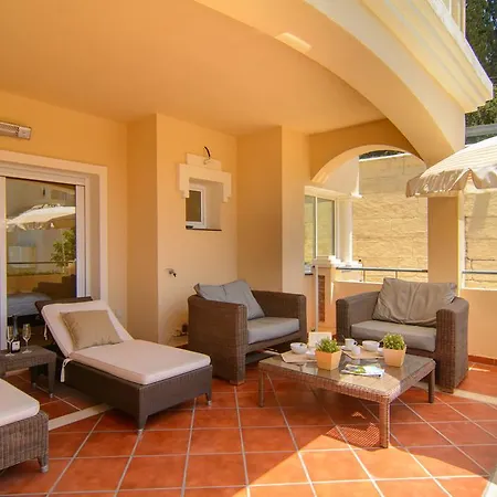 Colorado Hills Apartment *